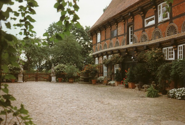 Ahlden, Schlosshof